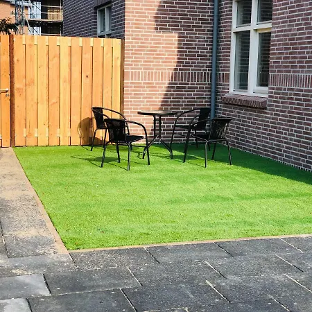 Villa / Full House In/border Amsterdam